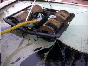 oil skimmer drum skimmer floating with on-board pump